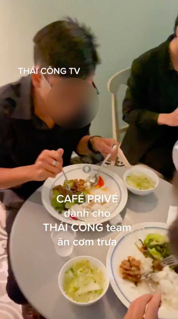 Thái Công khoe bữa trưa buffet VIP chỉ phục vụ nội bộ, nhìn món ăn netizen phán ngay: Không bằng hàng cơm bụi! - Ảnh 5.