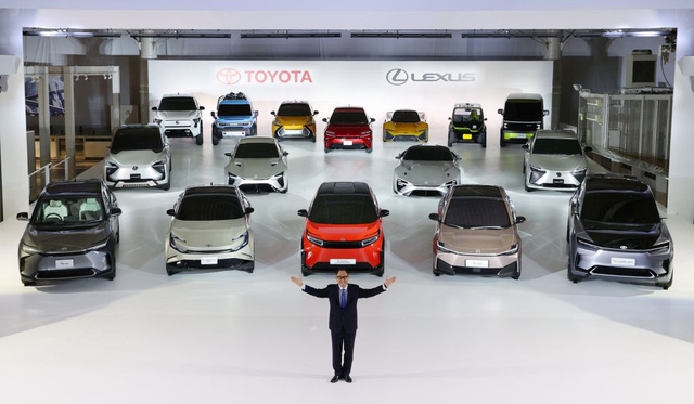  Đến Volkswagen và Toyota còn all in 170 tỷ USD vào xe điện, lẽ nào chúng ta lại bắt VinFast phải lưu luyến xe xăng?  - Ảnh 3.