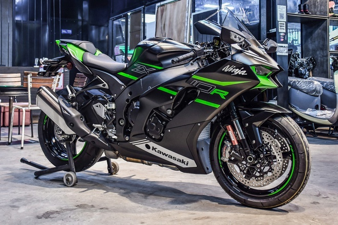 Siêu môtô Kawasaki Ninja ZX10R 2016 phô diễn sức mạnh  Xe  Việt Giải Trí