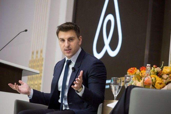 Giấc mơ 'lạ' giúp Brian Chesky đưa Airbnb vượt qua đại dịch Covid-19 - Ảnh 2.