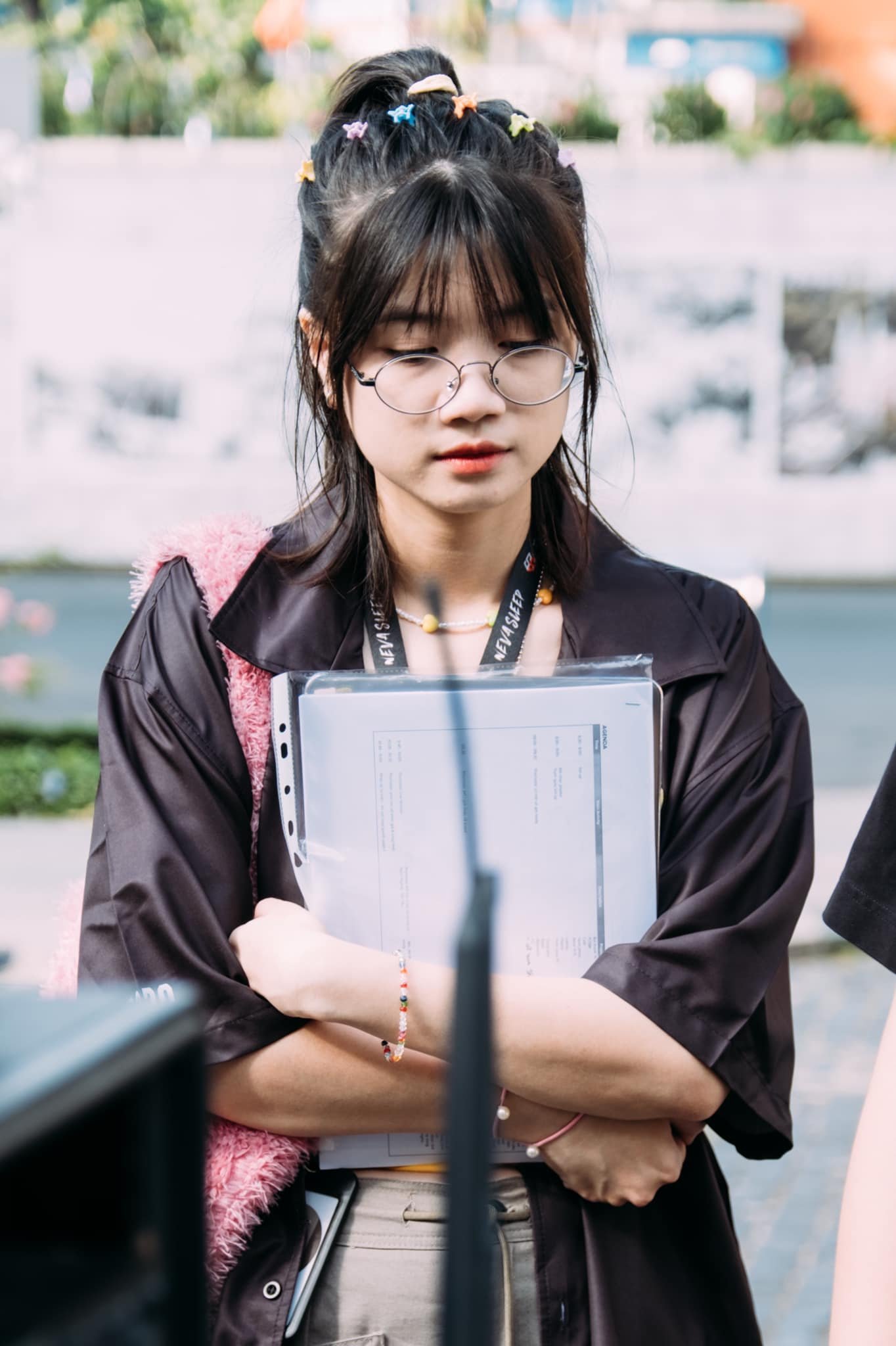 Người trẻ hiện nay đi làm kiếm thêm kinh nghiệm hay mong sớm ổn định? - Ảnh 3. Người trẻ hiện nay đi làm kiếm thêm kinh nghiệm hay mong sớm ổn định? - Ảnh 3.
