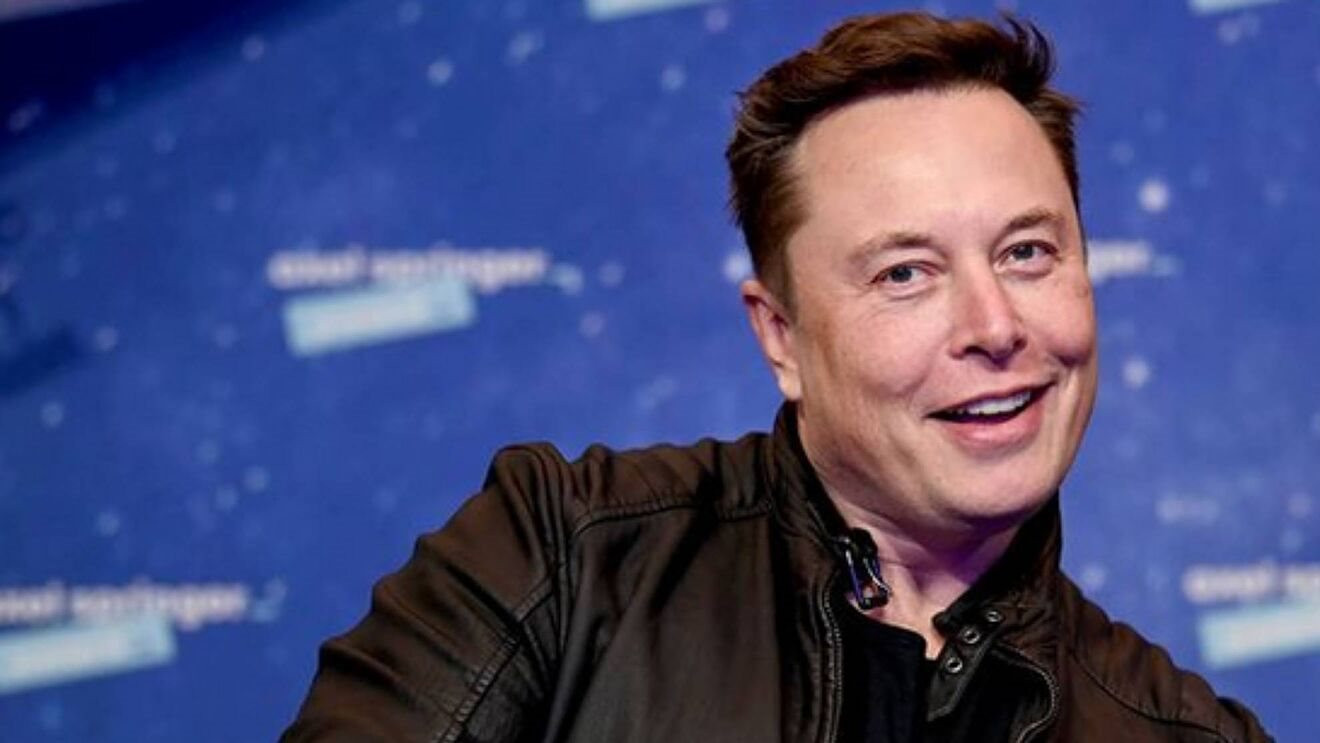 Nỗi ‘ám ảnh’ chữ cái ‘X’ của Elon Musk: Dùng để đặt tên công ty đến con đầu lòng, giờ là ‘ứng dụng cho mọi thứ’ - Ảnh 1.