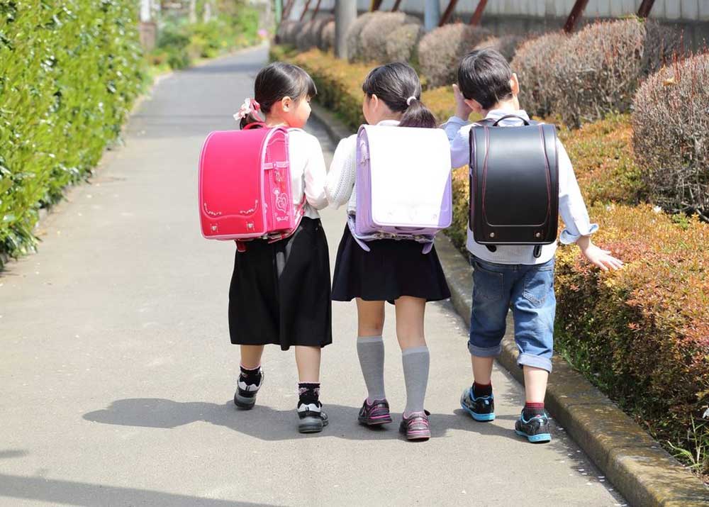 Để đựng sách vở, tại sao ba lô của học sinh Nhật Bản có giá lên đến hàng chục triệu đồng? - Ảnh 1.