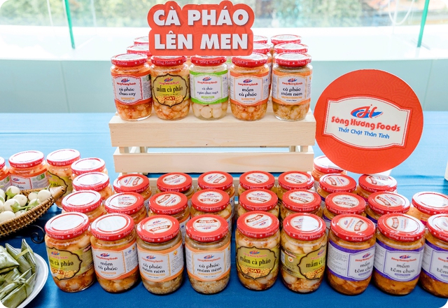 CEO Sông Hương Foods: Nghỉ Thế giới di động, về cầu an cho cá mắm, giải oan cho trái cà - Ảnh 3. CEO Sông Hương Foods: Nghỉ Thế giới di động, về cầu an cho cá mắm, giải oan cho trái cà - Ảnh 3.