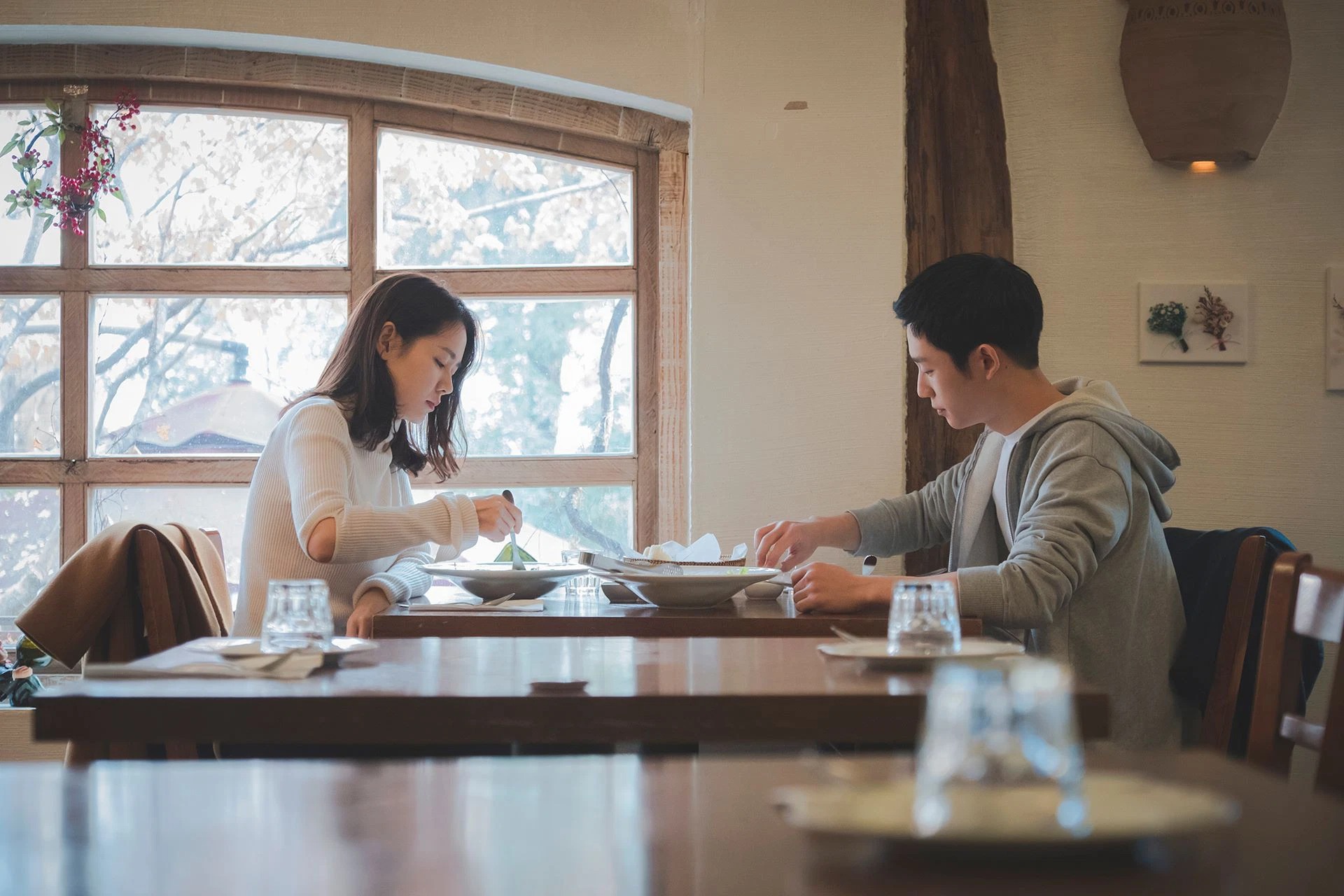 Loạt quán ăn Việt “đắt như tôm tươi” tại Hàn Quốc, có nơi từng xuất hiện trong những bộ phim đình đám - Ảnh 5.