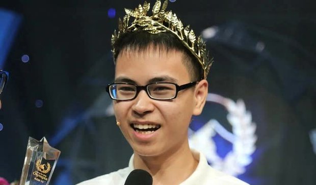 Gặp người chế tác vòng nguyệt quế thếp vàng 24k dành riêng cho Quán quân Olympia 2022 - Ảnh 5. Gặp người chế tác vòng nguyệt quế thếp vàng 24k dành riêng cho Quán quân Olympia 2022 - Ảnh 5.