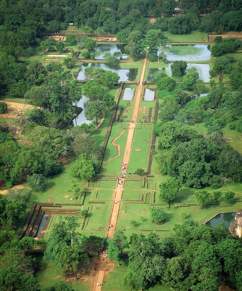 'Sư thành' - công trình cổ đại ẩn giữa núi rừng Sri Lanka - Ảnh 3.