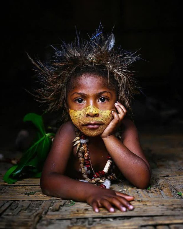 Ghi lại hình ảnh trẻ em khắp nơi trên thế giới, nhiếp ảnh gia cho ra đời bộ ảnh ẩn chứa vô vàn điều thú vị - Ảnh 14.