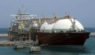 “Cơn khát” LNG của châu Âu khiến châu Á gặp nhiều rủi ro - Ảnh 2.