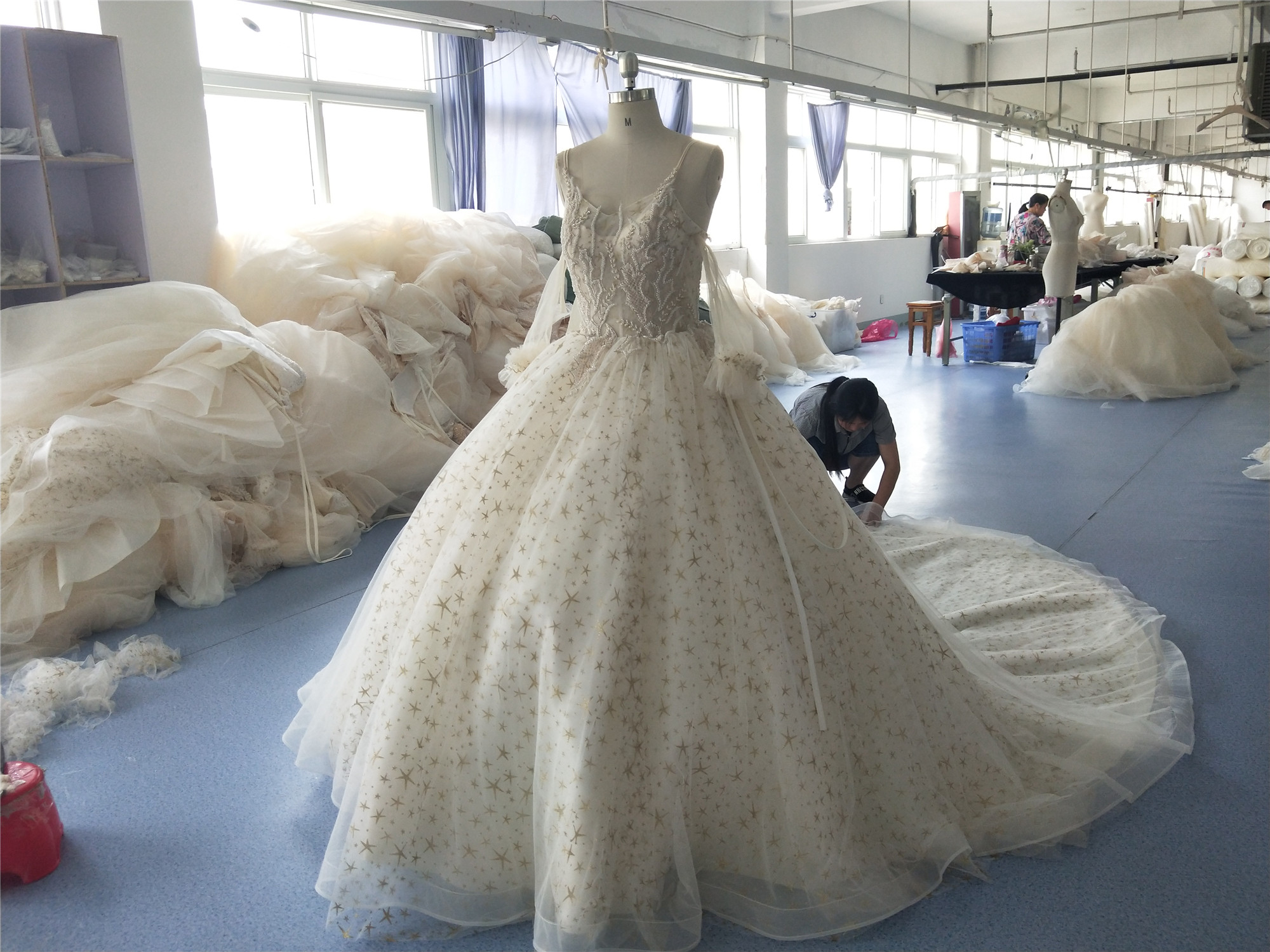Váy cưới làm lễ Haute Couture - HA07 - KIM COUTURE|THƯƠNG HIỆU VÁY CƯỚI  THIẾT KẾ NỔI TIẾNG TẠI VIỆT NAM