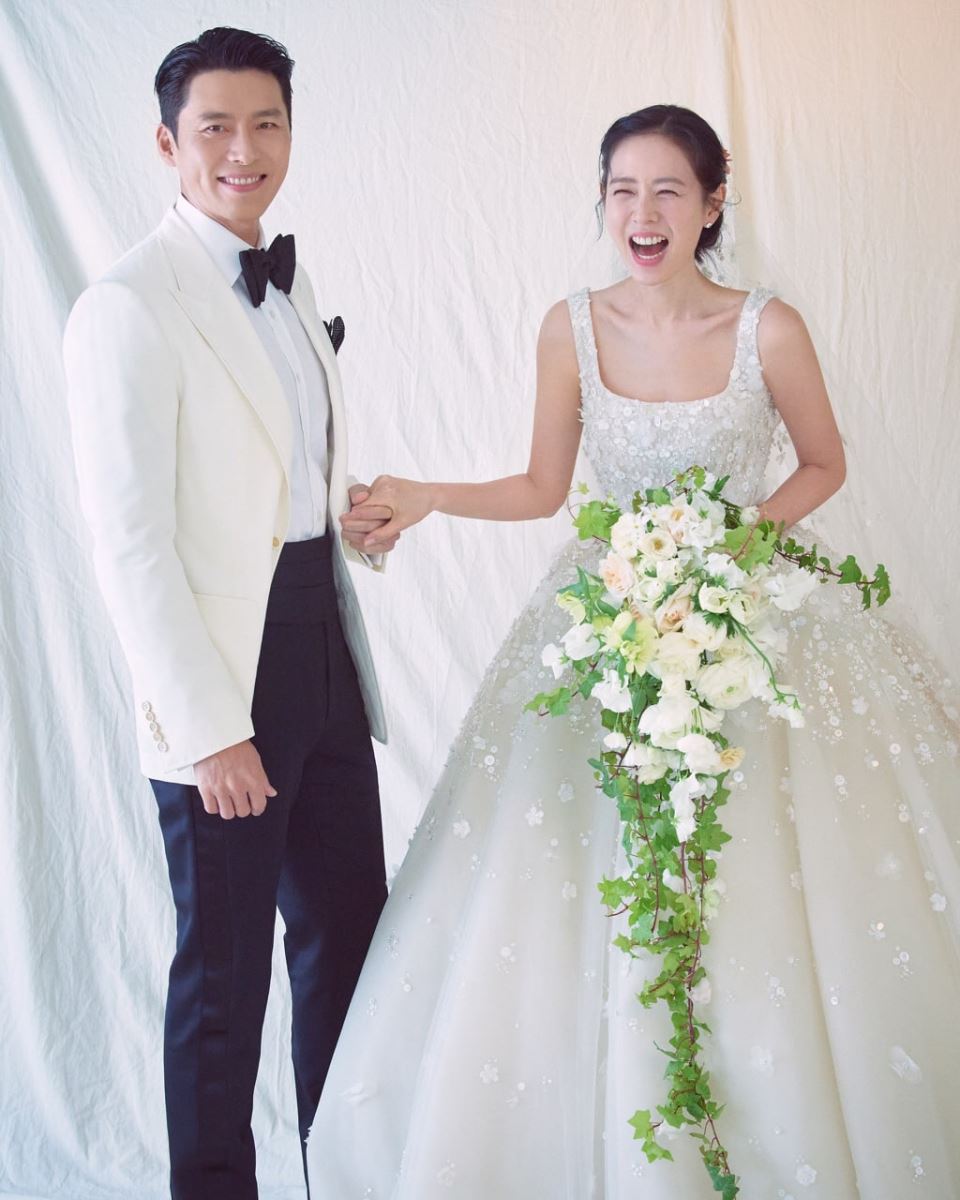 Vợ chồng Hyun Bin - Son Ye Jin chào đón con trai đầu lòng vào tháng 12 tới - Ảnh 1.