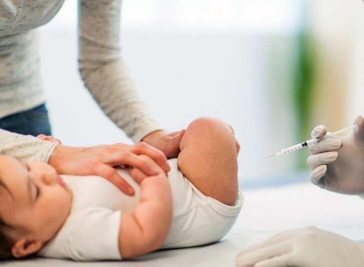 Mỹ ghi nhận 260 ca nhiễm loại virus gây liệt ở trẻ em: Triệu chứng ban đầu giống cảm lạnh, cha mẹ cần hiểu rõ đường lây để bảo vệ con - Ảnh 2.