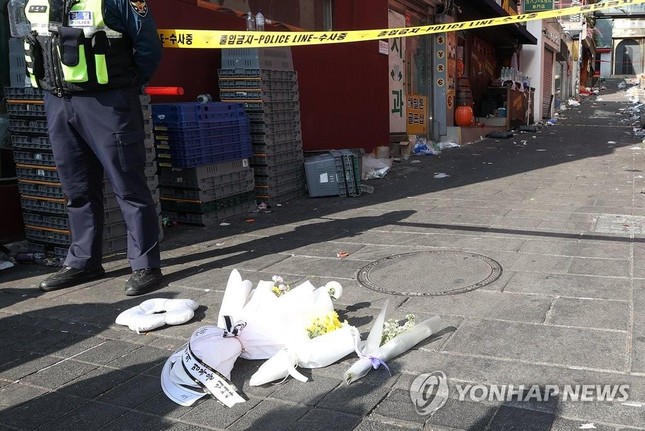 Giẫm đạp ở Seoul: Nguyên nhân khiến hơn 150 người tử nạn trong con hẻm dài 40m ảnh 4