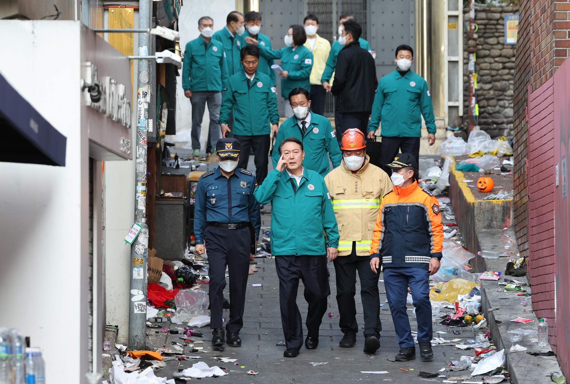153 người chết, tổng thống Hàn Quốc chỉ thị quận Yongsan là vùng thảm họa đặc biệt - Ảnh 5.