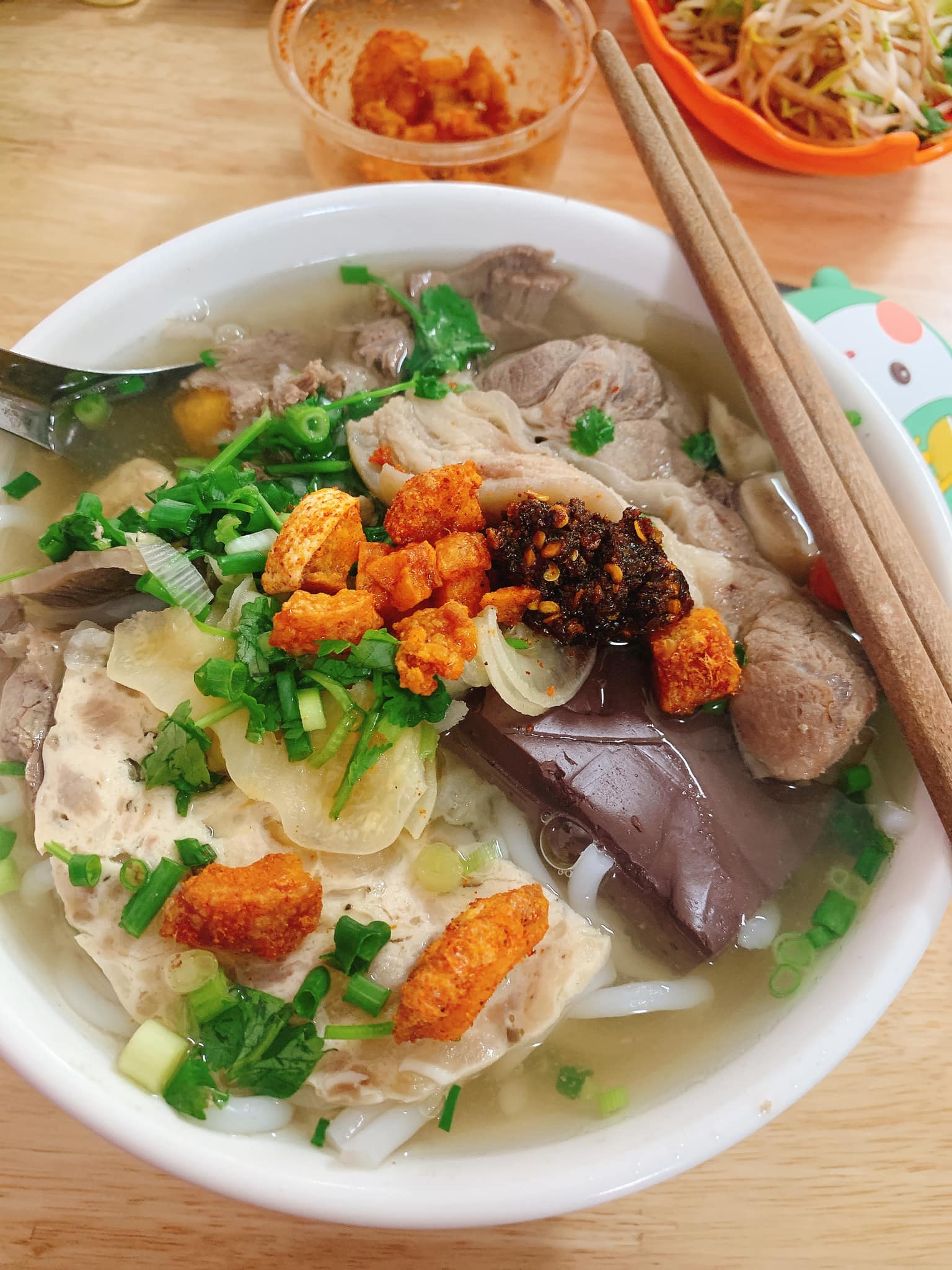 Lượn quanh Hà Nội, thưởng thức 1001 món ăn đặc sản từ các tỉnh thành Việt Nam - Ảnh 13.