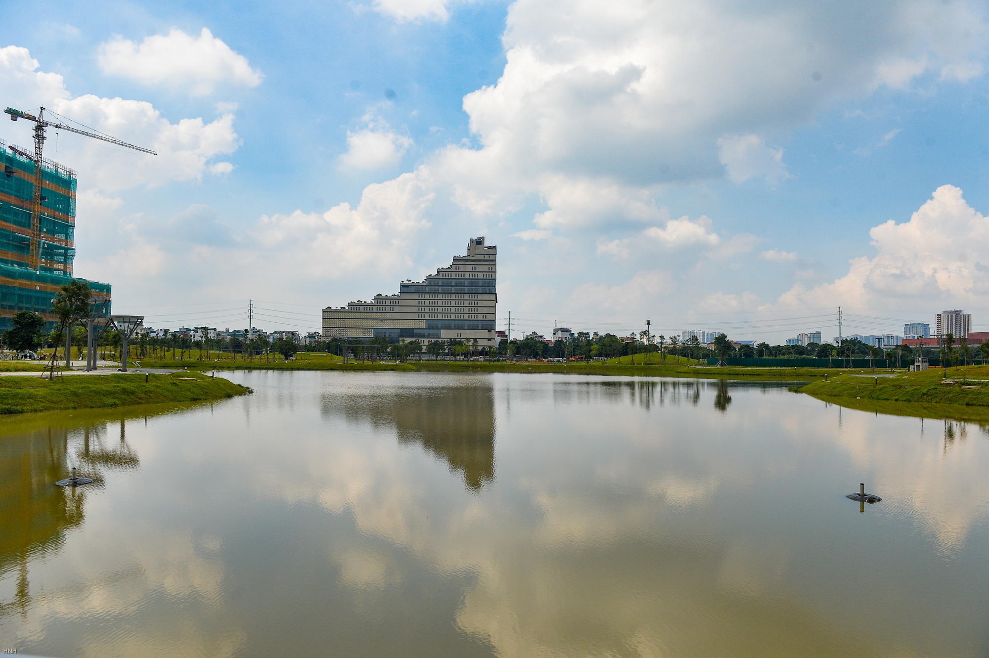 Hà Nội: Cận cảnh công viên rộng nhất quận Nam Từ Liêm - Ảnh 5.