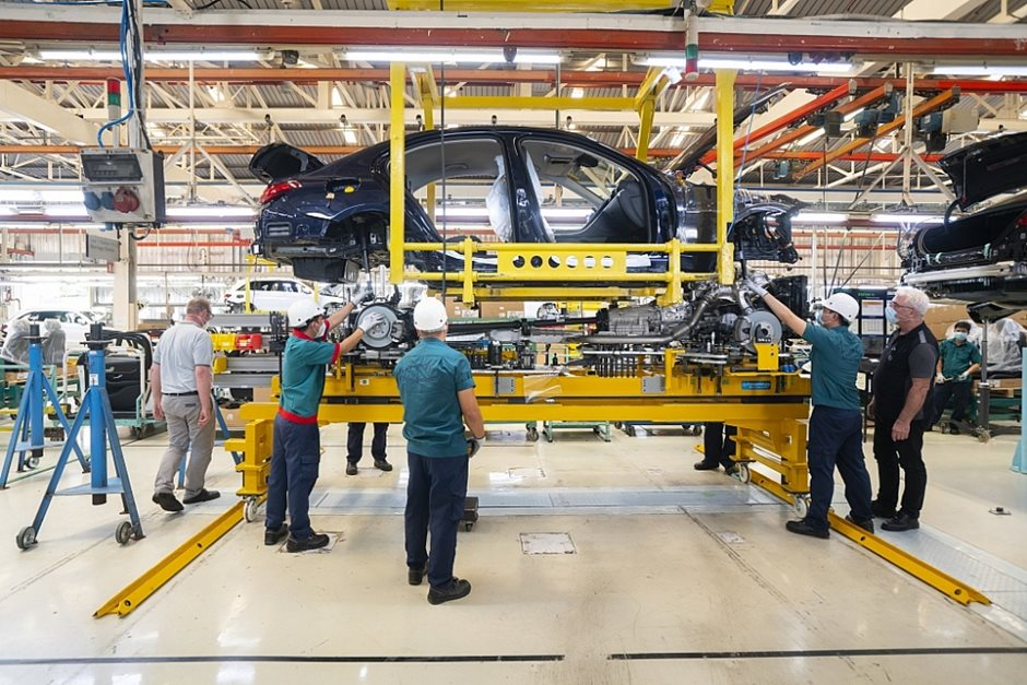 Đang thu về hàng tỷ USD, tại Việt Nam các DN hàng đầu nước Đức Mercedes Benz, Bosch, Bayer... đang làm ăn ra sao? - Ảnh 2.