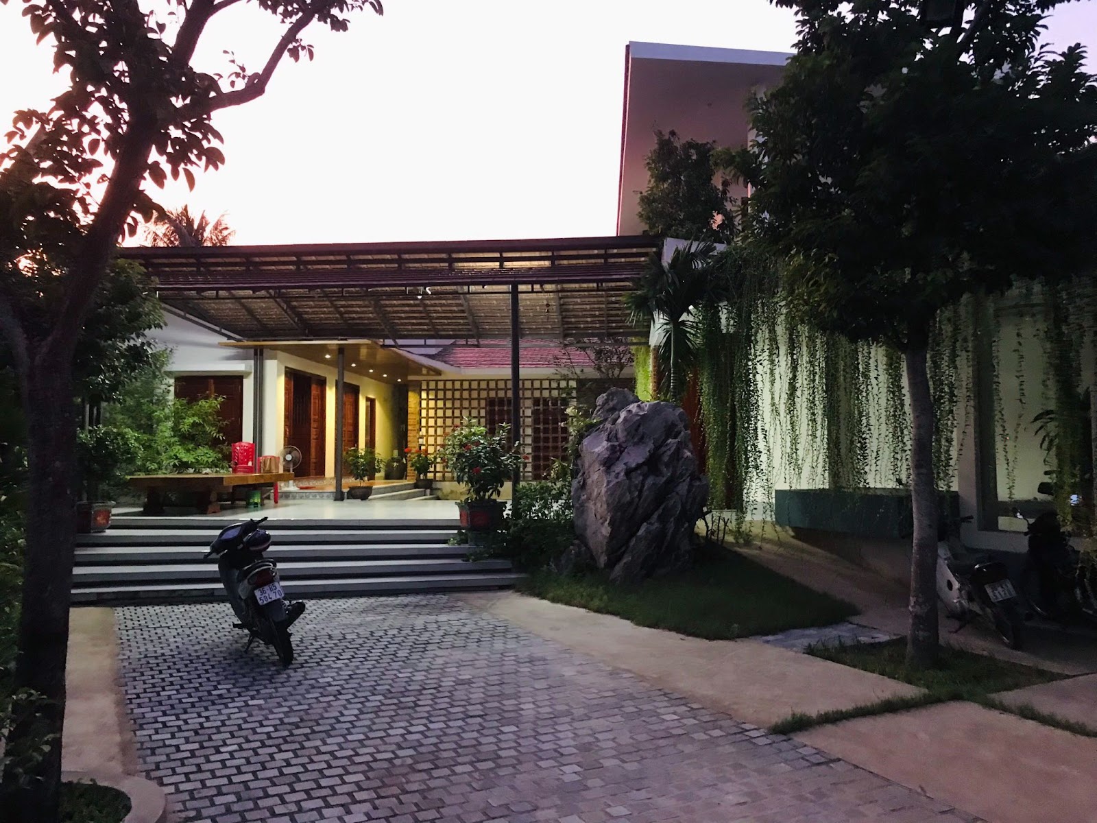 Chàng trai 28 tuổi xây nhà hơn 2,2 tỷ tặng bố mẹ, thiên nhiên hoà hợp, tiện ích đầy đủ - Ảnh 7.