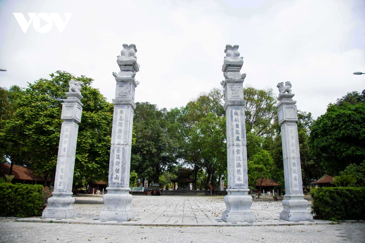 Cận cảnh đền thờ Kinh Dương Vương, nơi thờ vị vua đầu tiên của đất nước - Ảnh 2.