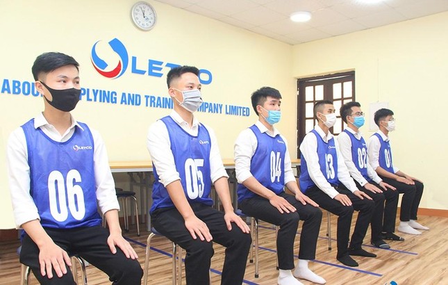 Đình chỉ nhiều doanh nghiệp dính sai phạm tuyển lao động đi Hàn Quốc - Ảnh 1. Đình chỉ nhiều doanh nghiệp dính sai phạm tuyển lao động đi Hàn Quốc ảnh 1