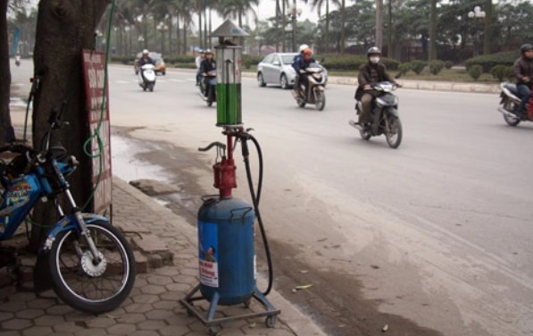Kiểm tra, giám sát gần 17.000 cửa hàng bán lẻ xăng dầu - Ảnh 2. Kiểm tra, giám sát gần 17.000 cửa hàng bán lẻ xăng dầu - Ảnh 2.