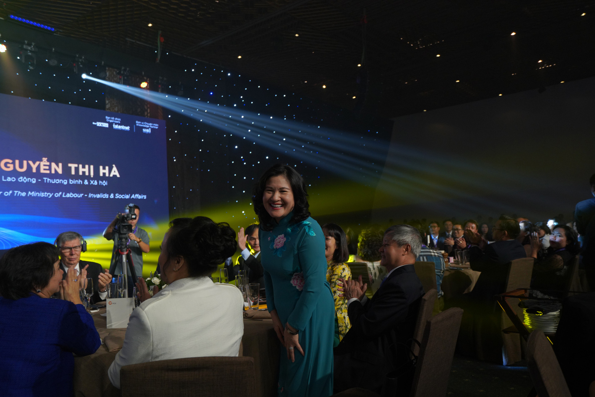 Công ty đa quốc gia &quot;áp đảo&quot; giải Vietnam HR Awards 2022: Unilever Việt Nam và Thực phẩm PepsiCo Việt Nam là DN xuất sắc nhất - Ảnh 1.