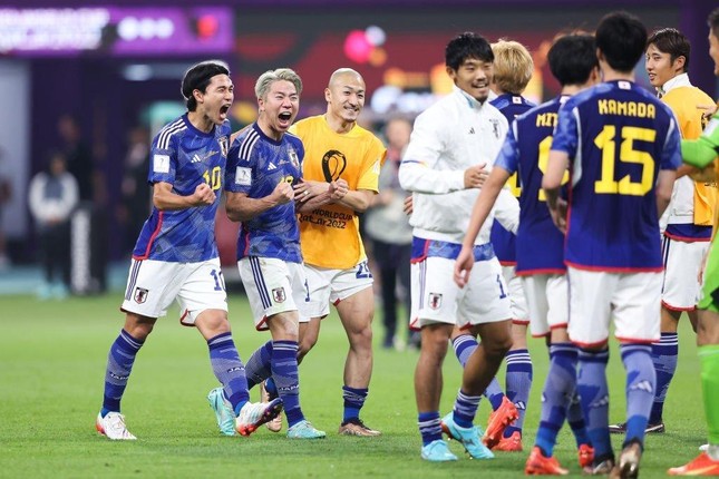 Đánh bại ĐT Đức, Nhật Bản cắt đứt chuỗi trận siêu tệ tại World Cup - Ảnh 1.