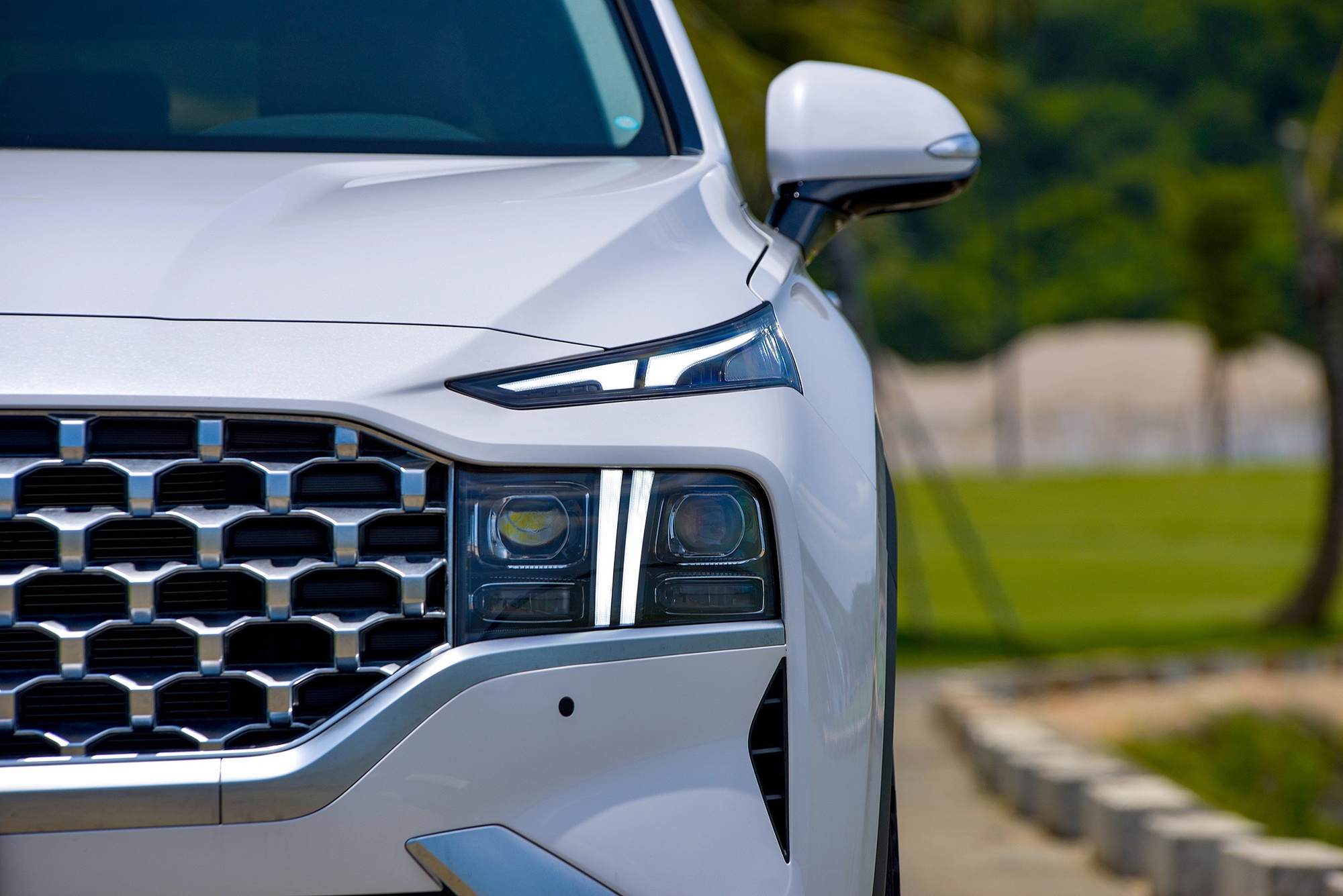 Hyundai Santa Fe rộng cửa thắng hạng mục Thiết kế xe phổ thông - Ảnh 2.