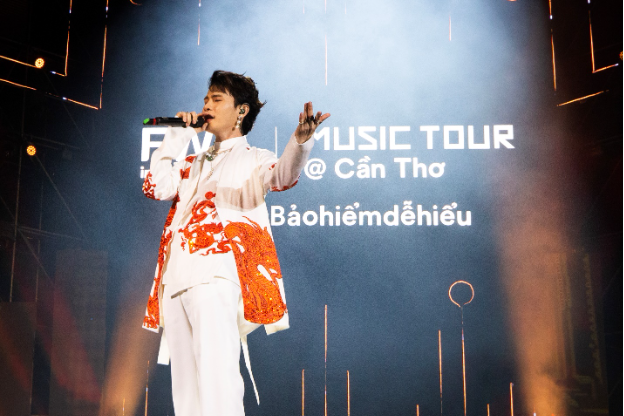 Hơn 23 triệu lượt xem FWD Music Tour - sức hút của Jack, Mono - Ảnh 1.