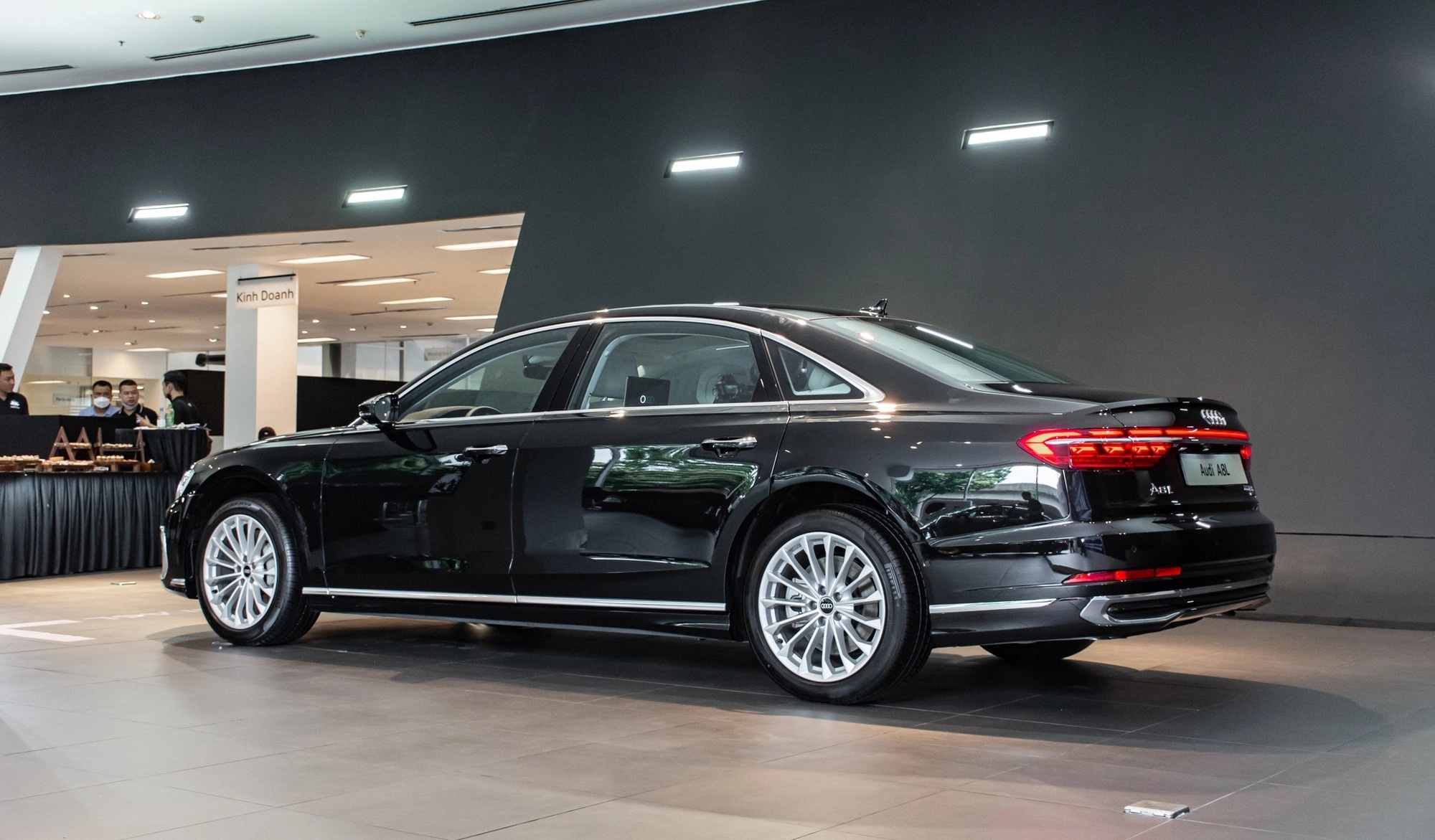 Audi A8 tạm dẫn đầu hạng mục Thiết kế xe sang tại CCA 2022 - Ảnh 3.