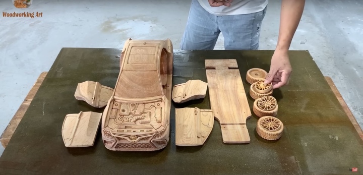Cận cảnh Toyota Camry bằng gỗ vô cùng tinh xảo của thợ mộc Việt - Ảnh 5.