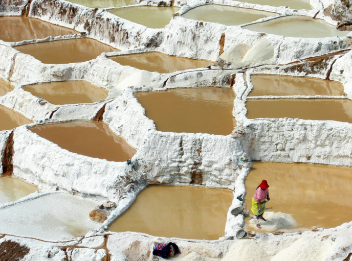 Cảnh đẹp ngoạn mục ở ao muối cổ đại - nơi sản xuất loại muối chữa bệnh quý giá - Ảnh 5.