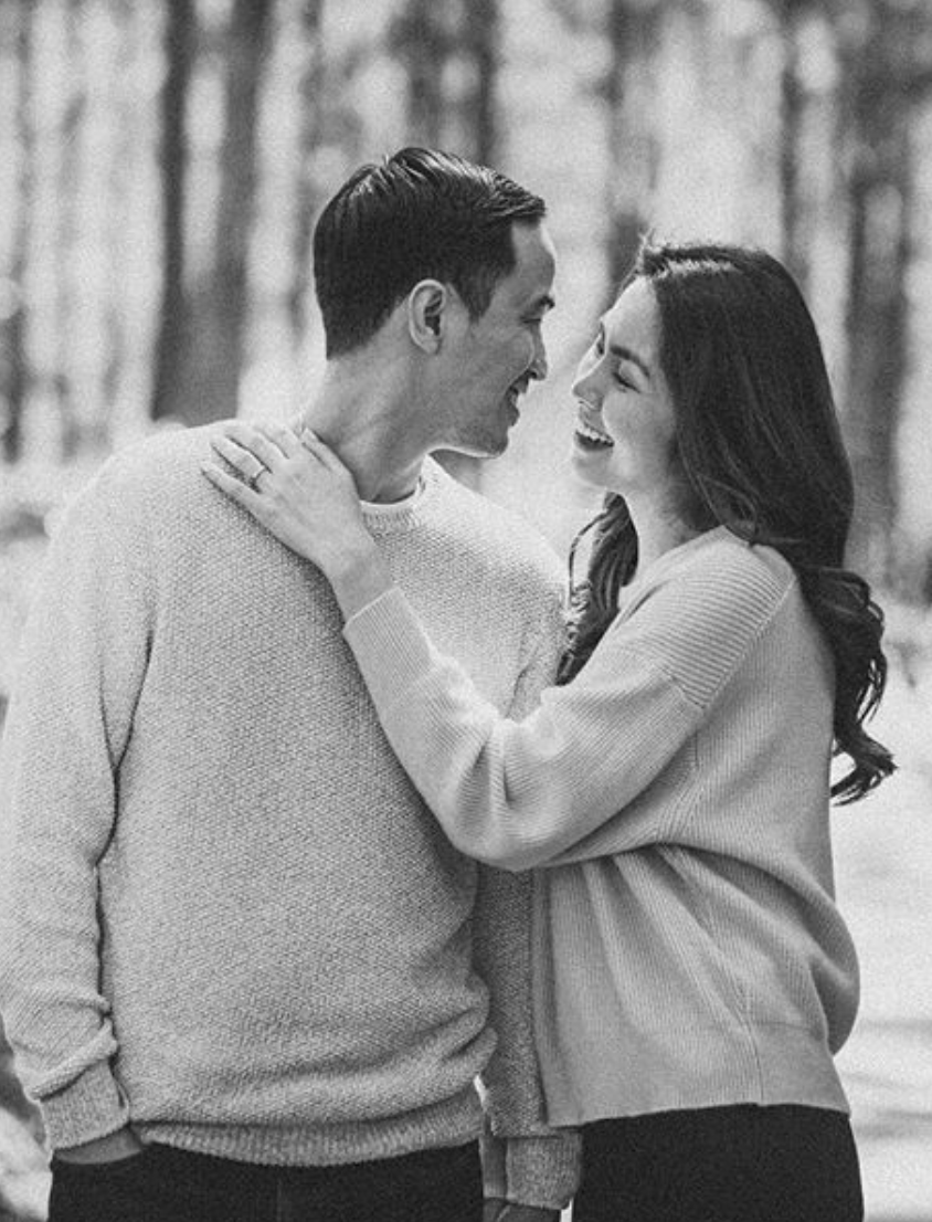 10 năm bên nhau của Hà Tăng và Louis Nguyễn: Cách kỉ niệm đặc biệt mỗi dịp lễ, khoảnh khắc hạnh phúc gây bão - Ảnh 12. 10 năm bên nhau của Hà Tăng và Louis Nguyễn: Cách kỉ niệm đặc biệt mỗi dịp lễ, khoảnh khắc hạnh phúc gây bão - Ảnh 12.