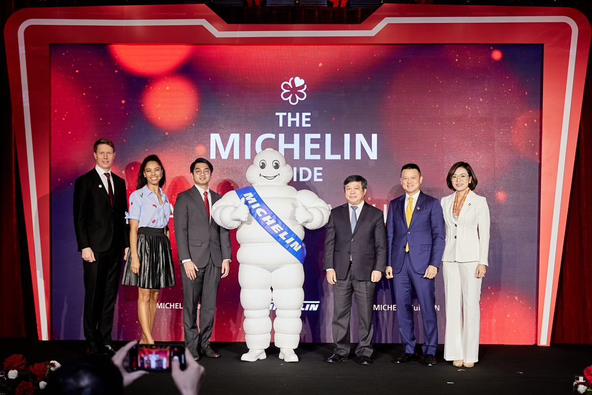 HOT: Cẩm nang Michelin Guide sắp công bố danh sách nhà hàng đáng thưởng thức tại Hà Nội và Tp.HCM - Ảnh 1.
