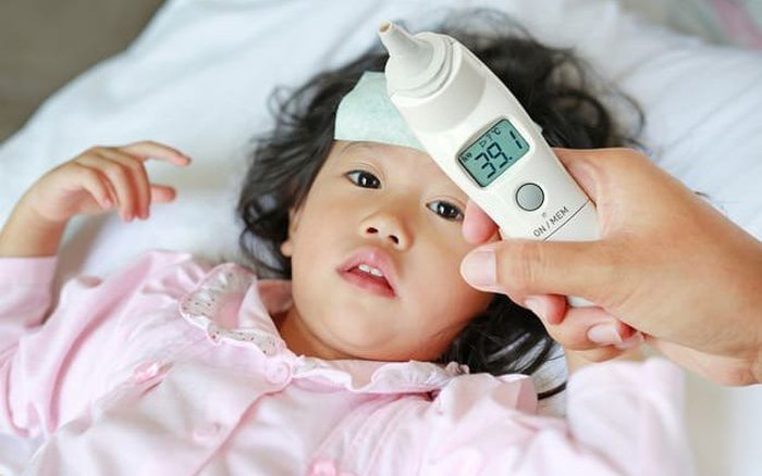 Các triệu chứng và cách điều trị bệnh sởi ở trẻ em - Ảnh 3. Các triệu chứng và cách điều trị bệnh sởi ở trẻ em - Ảnh 3.