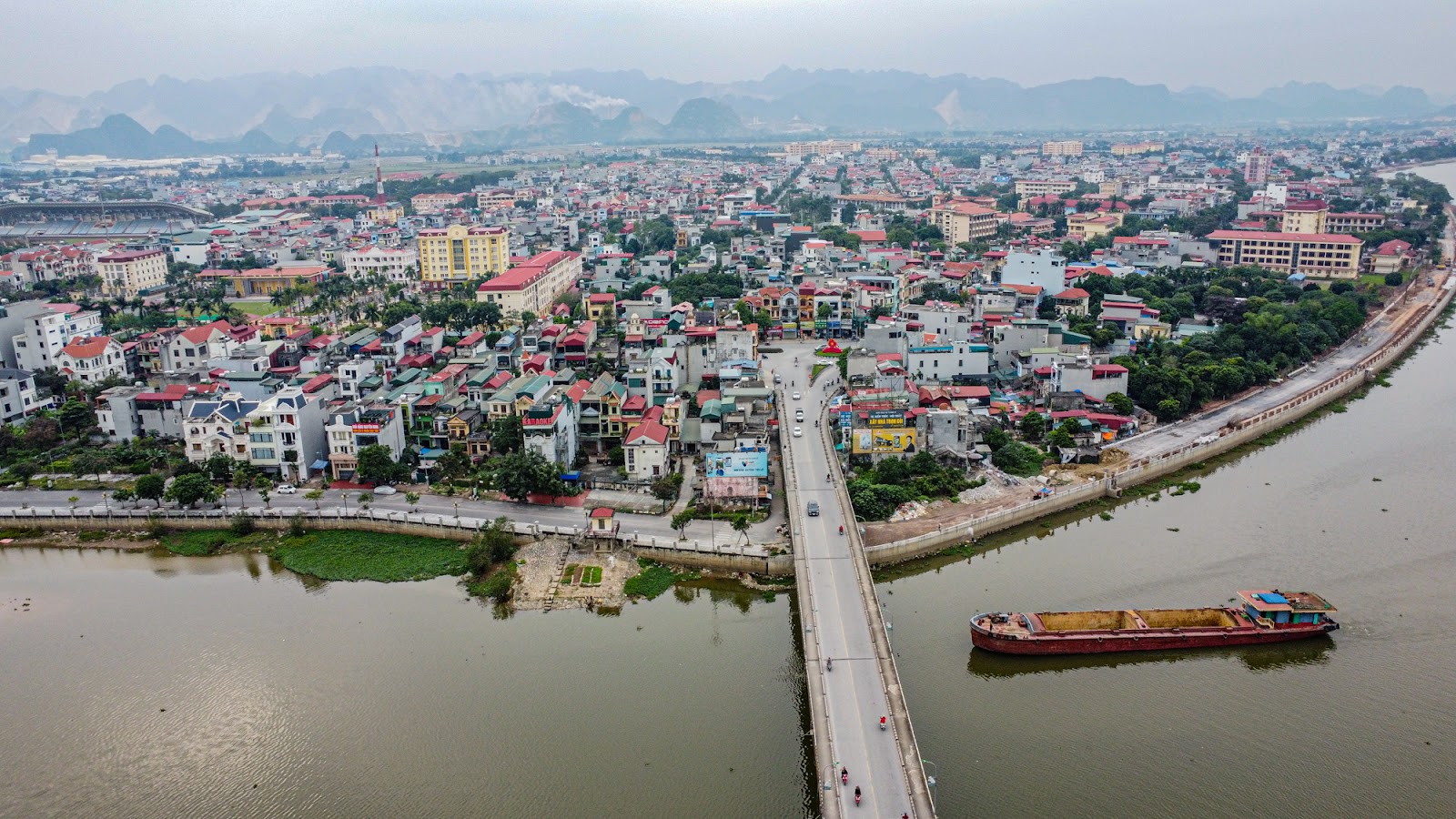 Tỉnh nhỏ thứ 2 Việt Nam nhưng thu ngân sách bằng 7 tỉnh khác cộng lại - Ảnh 4.