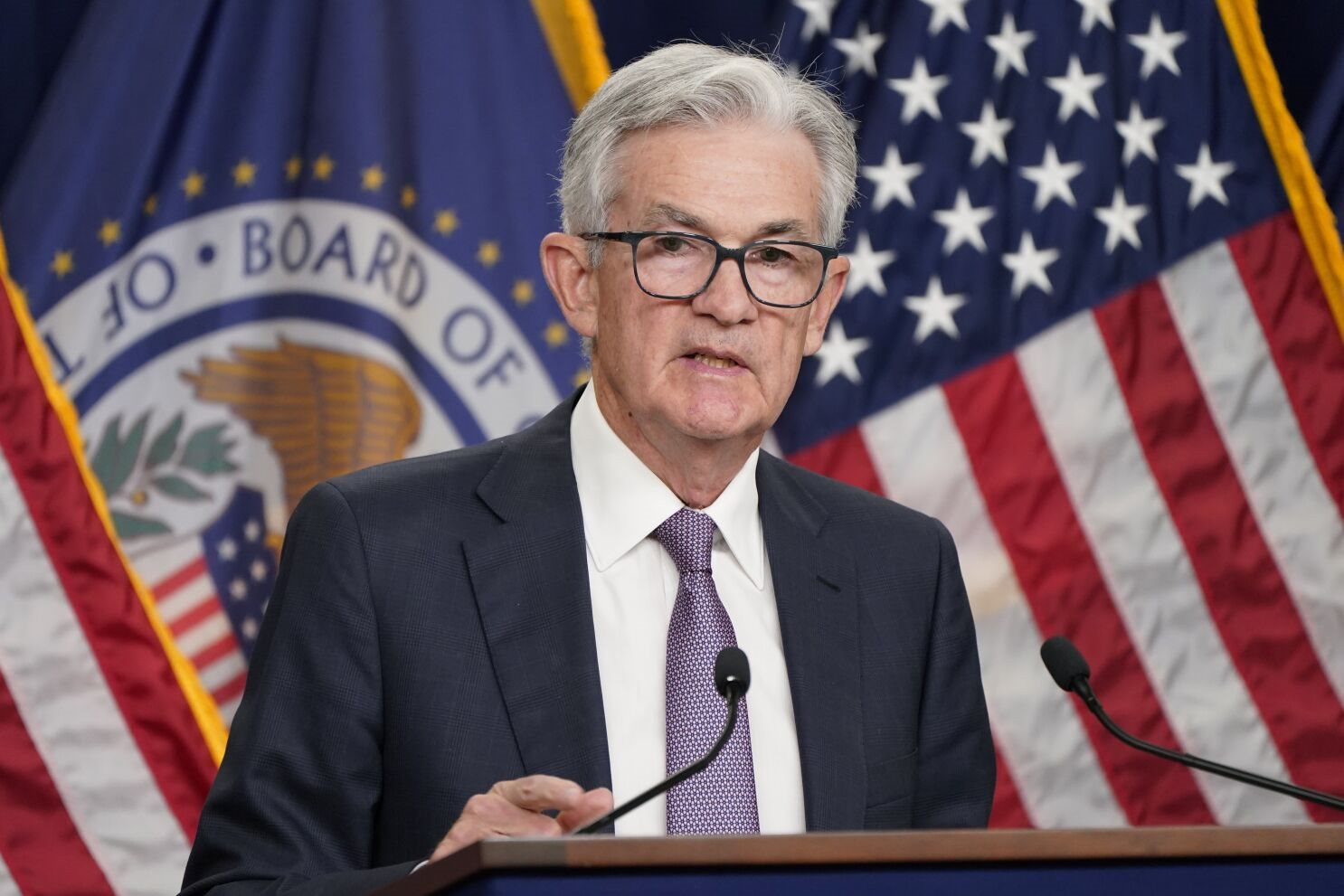 Fed tăng lãi suất lên mức cao nhất 15 năm, phát tín hiệu nới lỏng vào năm 2024 - Ảnh 1.