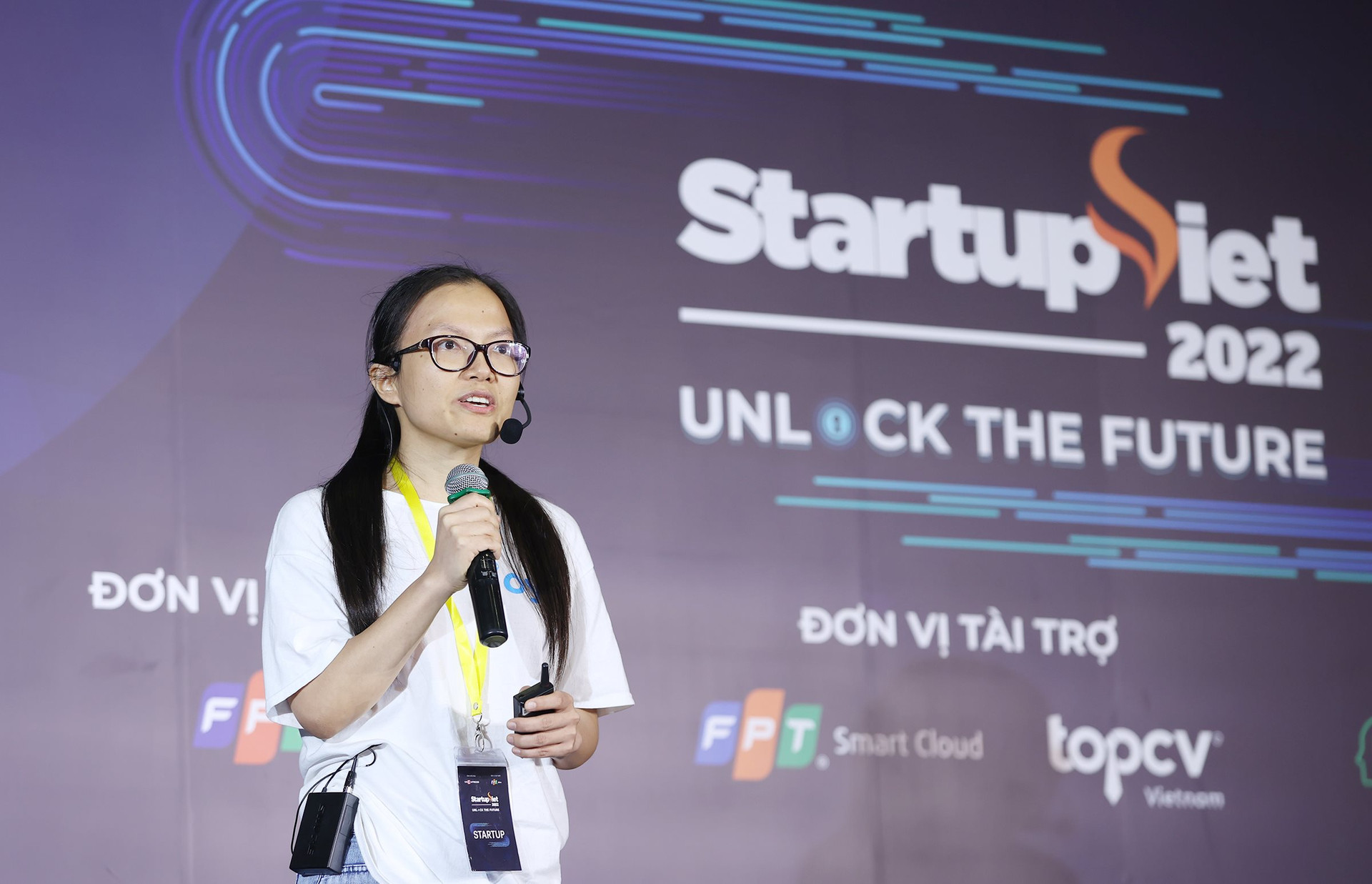Startup học tiếng Anh qua phim ảnh eJoy lên ngôi quán quân Startup Việt 2022 - Ảnh 3.