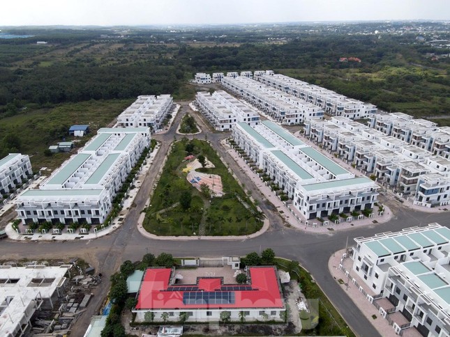 Cận cảnh dự án 'xây chui' 500 căn biệt thự ở tỉnh Đồng Nai - Ảnh 12.