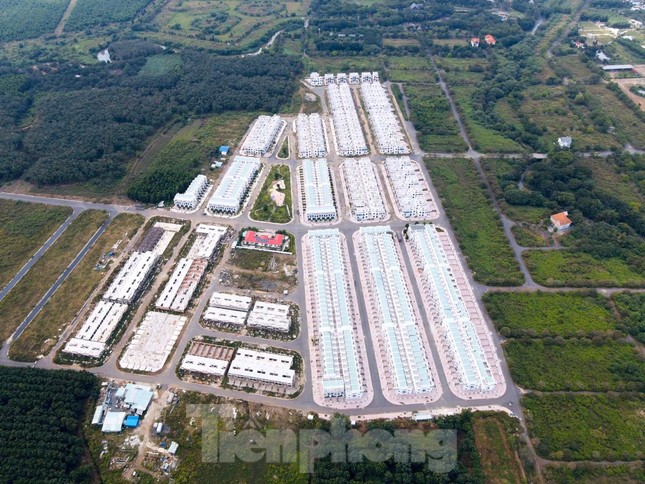 Cận cảnh dự án 'xây chui' 500 căn biệt thự ở tỉnh Đồng Nai - Ảnh 2.