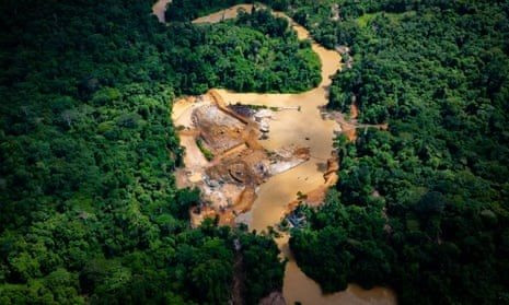 “Con đường dẫn đến sự hỗn loạn” ở Amazon – Nơi nạn đào vàng trái phép tạo ra thảm kịch nhân đạo khủng khiếp - Ảnh 1.