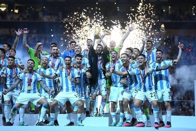 Vô địch World Cup, Argentina có ‘cơ hội vàng’ hồi sinh nền kinh tế - Ảnh 1.