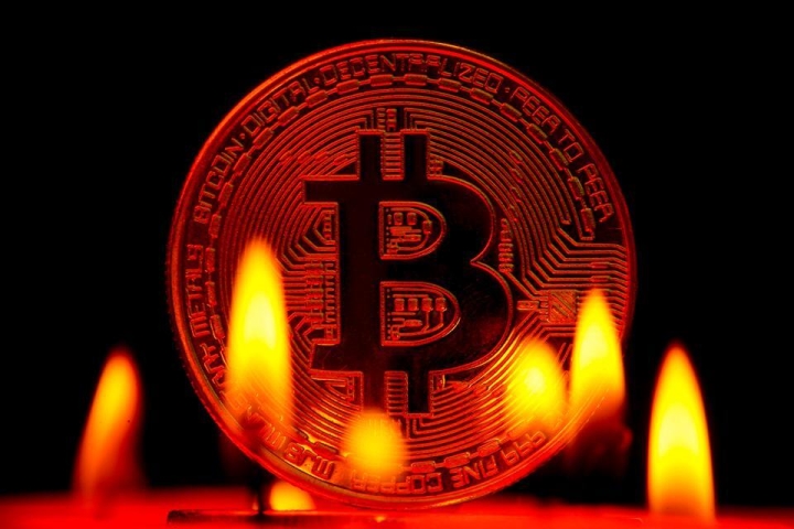 Giá Bitcoin hôm nay 20/12: 'Sa lầy' tại mức 16.500 - 17.000 USD - Ảnh 1.