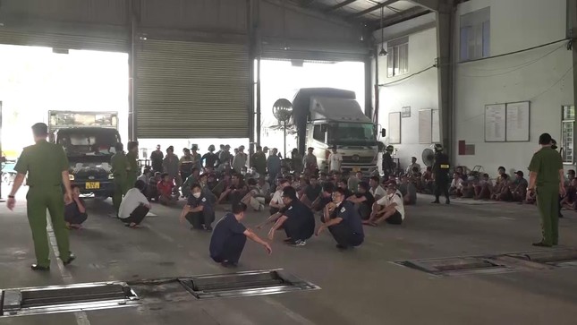 Lật tẩy thủ đoạn của 9 trung tâm đăng kiểm xe cơ giới - Ảnh 1. Lật tẩy thủ đoạn của 9 trung tâm đăng kiểm xe cơ giới - Ảnh 1.