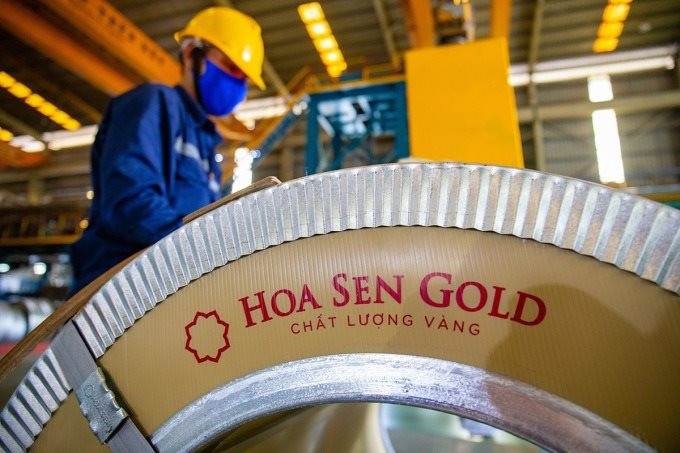 Chứng khoán Rồng Việt: Biên lợi nhuận Hoa Sen có thể bật tăng trong nửa cuối niên độ tài chính 2022/2023 - Ảnh 1. Chứng khoán Rồng Việt: Biên lợi nhuận Hoa Sen có thể bật tăng trong nửa cuối niên độ tài chính 2022/2023 - Ảnh 1.