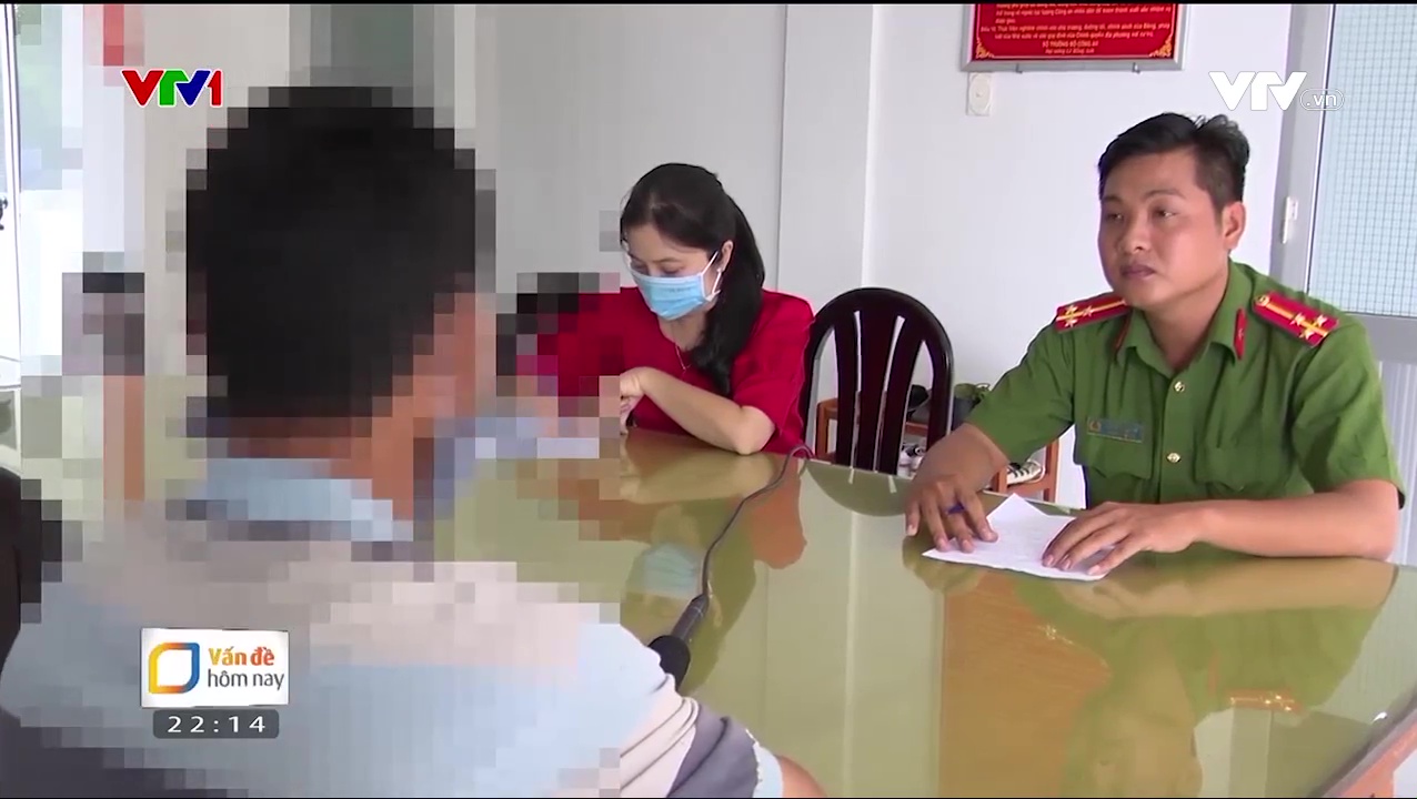 "Tín dụng đen" tăng cận Tết: Cạm bẫy từ những lời mời cho vay