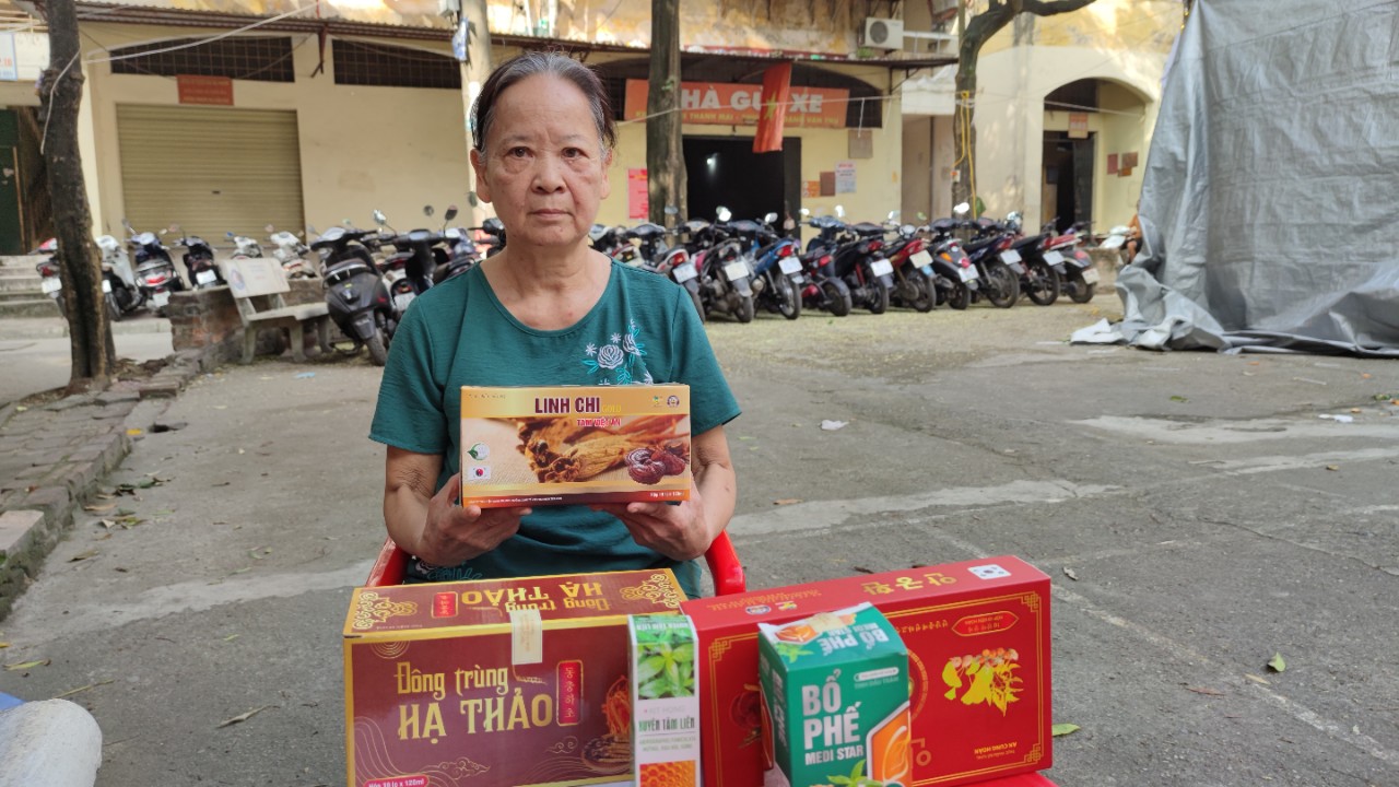 Vụ gần 100 phụ nữ ở Hà Nội sập bẫy “tour tham quan 0 đồng”: Thêm nhiều nạn nhân được trả lại tiền - Ảnh 2.