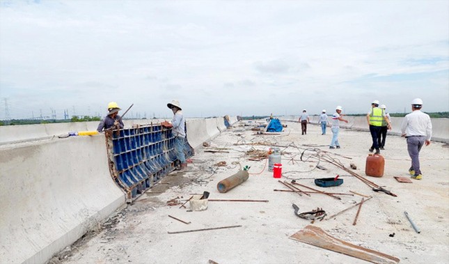 Cao tốc Bến Lức - Long Thành: Nhà thầu đòi bồi thường hơn 1.600 tỷ đồng - Ảnh 1.