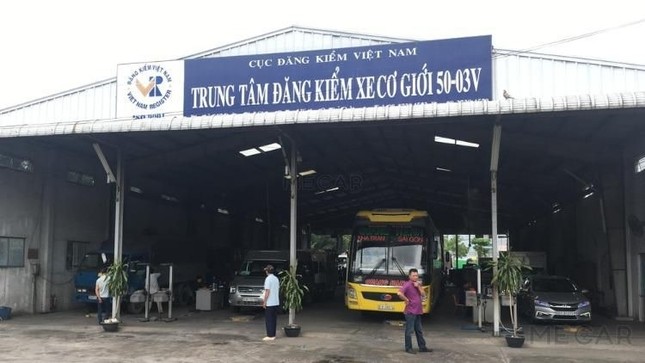 Đình chỉ hoạt động thêm 2 trung tâm đăng kiểm tại TPHCM - Ảnh 1.