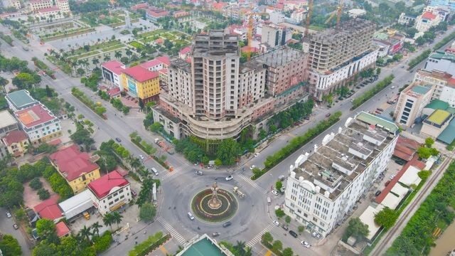 Thanh tra dự án trung tâm thương mại, khách sạn và nhà ở trên 'đất vàng' của Hanaka - Ảnh 1.